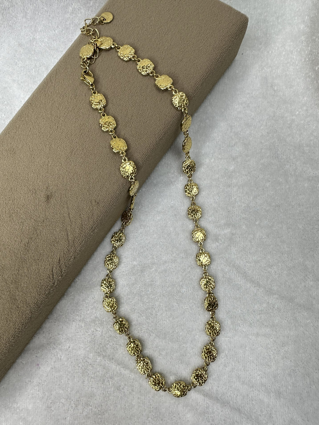 Elara Necklace