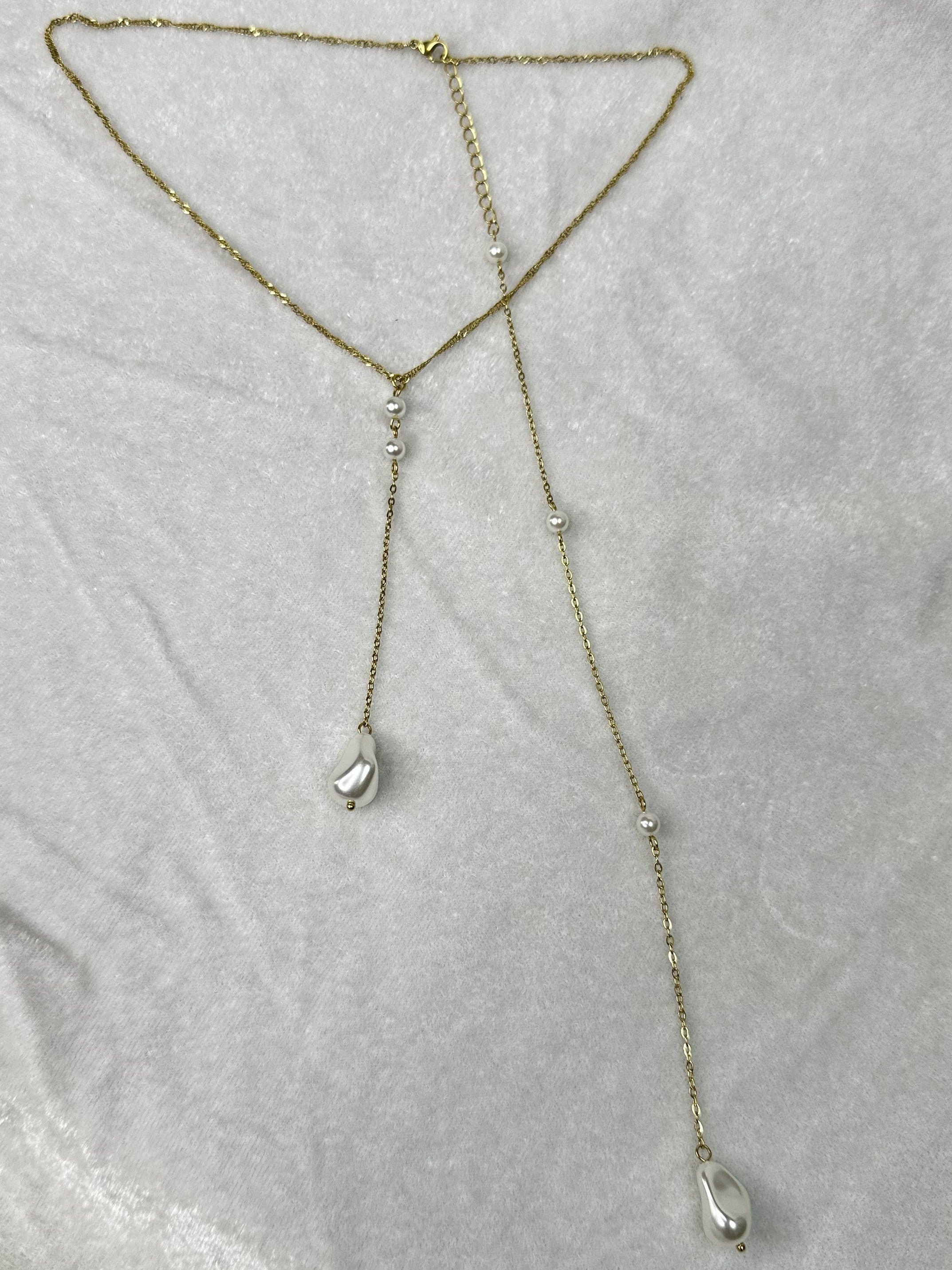 Baroque Waterfall Lariat