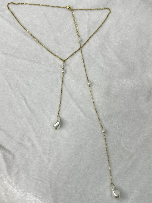 Baroque Waterfall Lariat